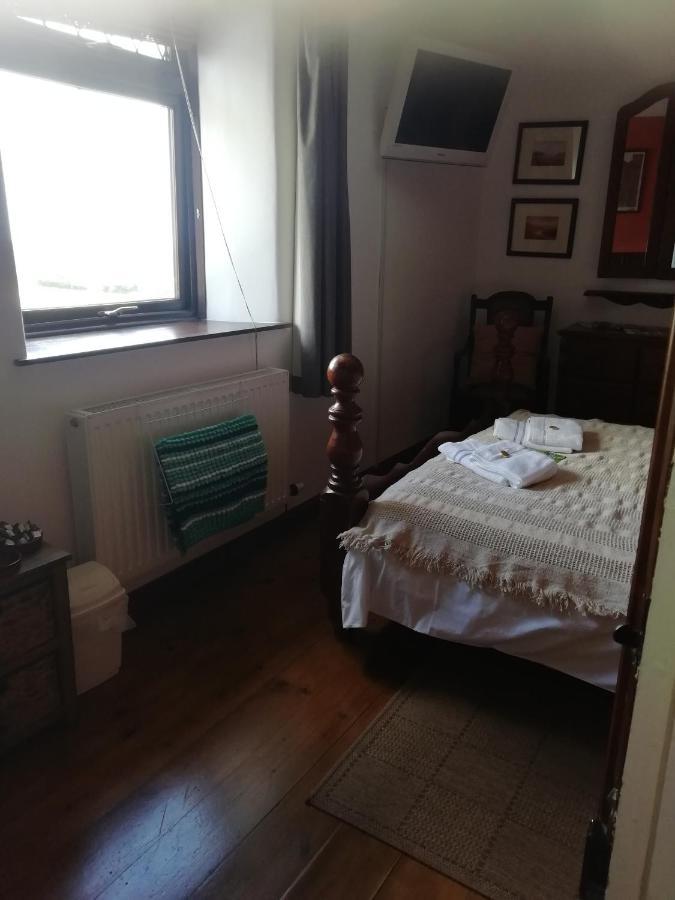 Clearview Cottage เซนต์ออสเทลล์ ภายนอก รูปภาพ